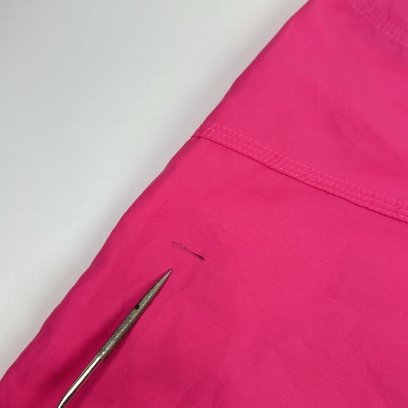 Hurley Men's bright pink board shorts - Picture 8 of 10